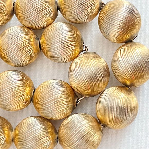 Matinee Necklace Textured Spiral Gold Tone Beads Round Slide Clasp - Picture 4 of 8